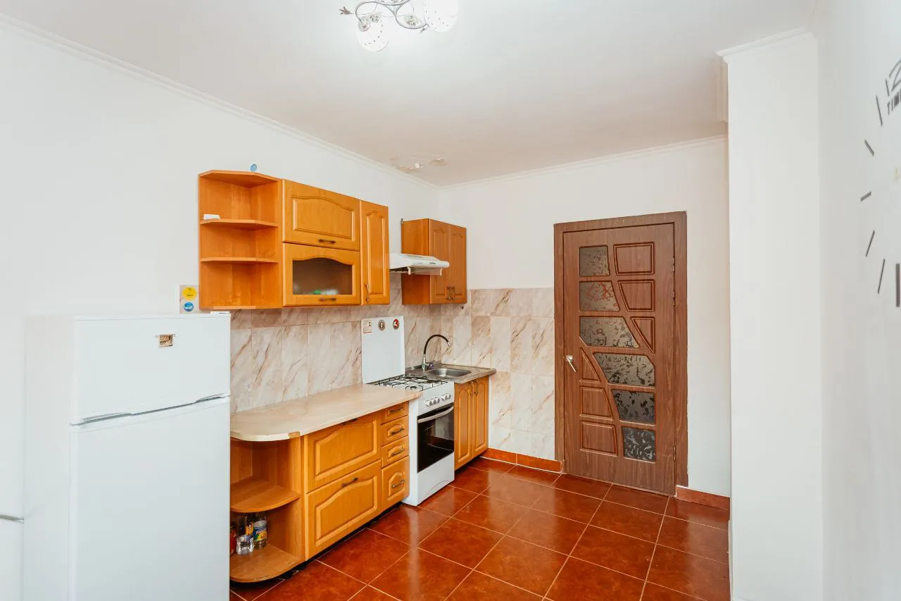 Chișinău Telecentru str. Crinilor  1