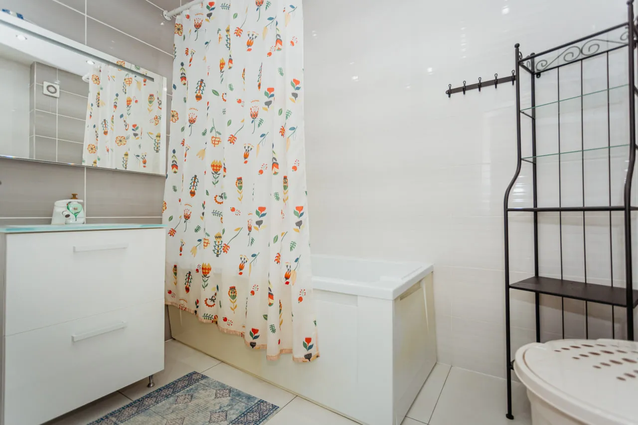 Chișinău Botanica str. Nikolai Zelinski 9