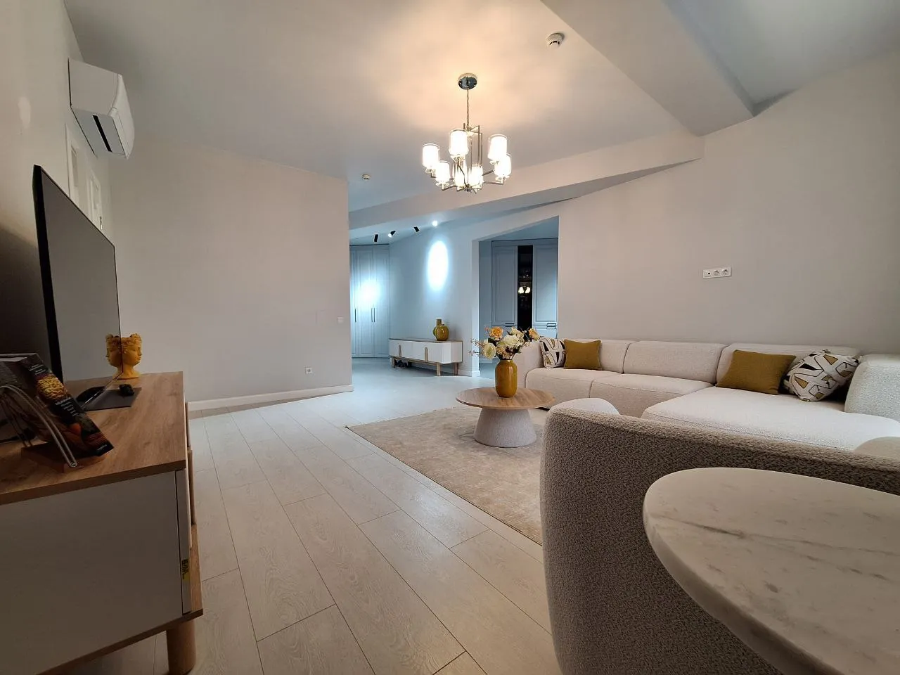 Chișinău Botanica str. Trandafirilor 2