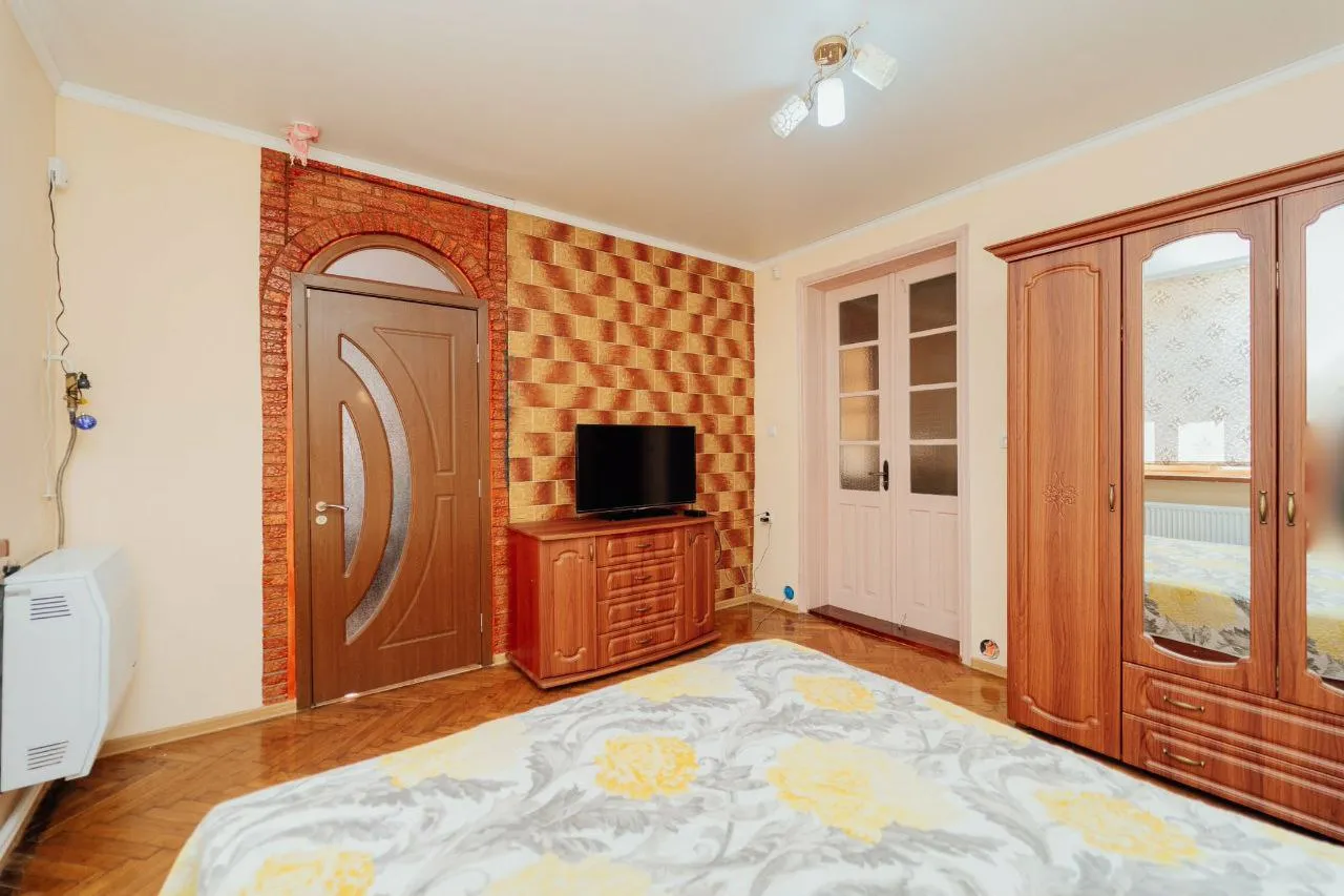 Кишинев Кодру ул. Кымпулуй 8