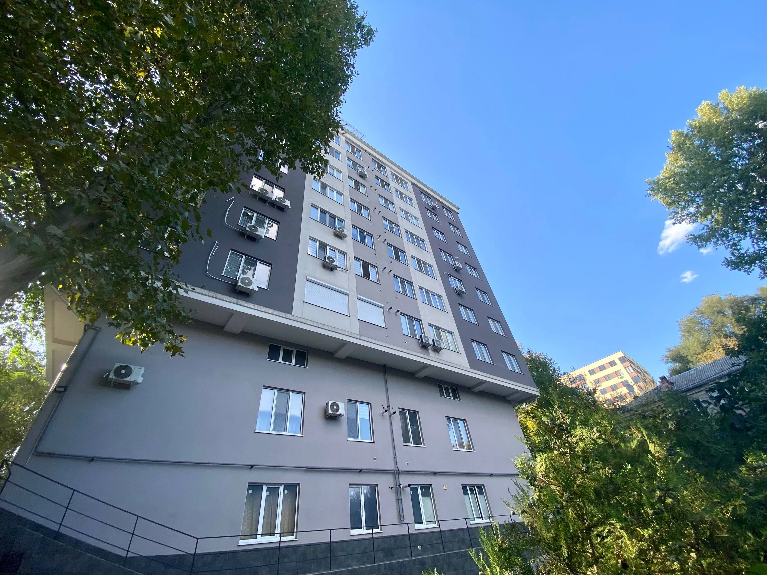 Кишинев Рышкановка ул. Думитру Рышкану 16