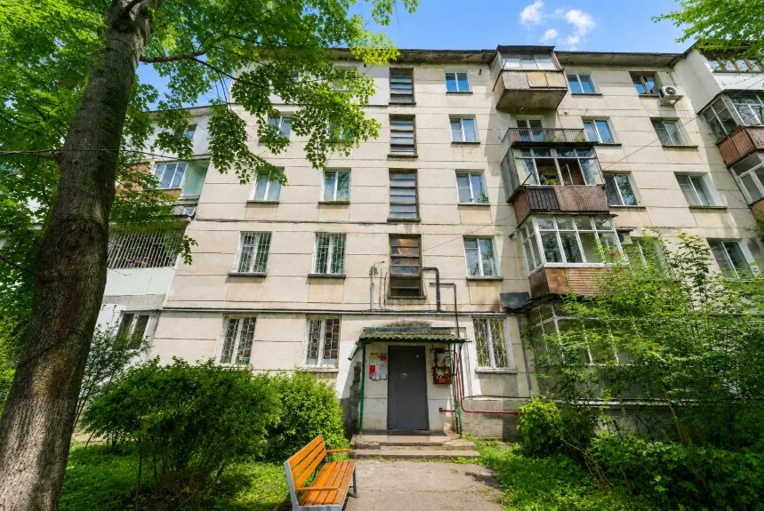 Chișinău Rîșcani str. Alecu Russo 12