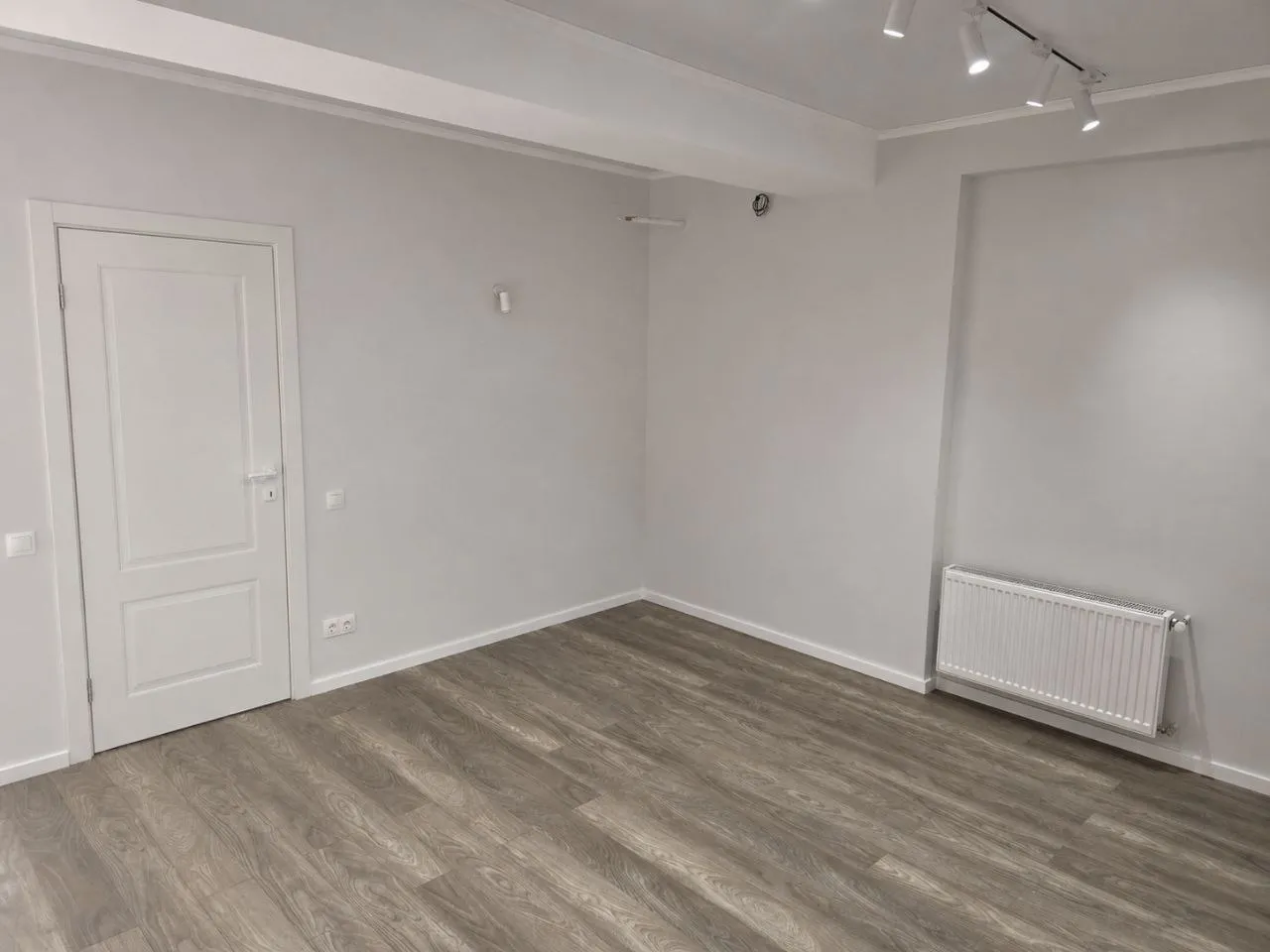 Strășeni Cojușna str. Luceafărul 3