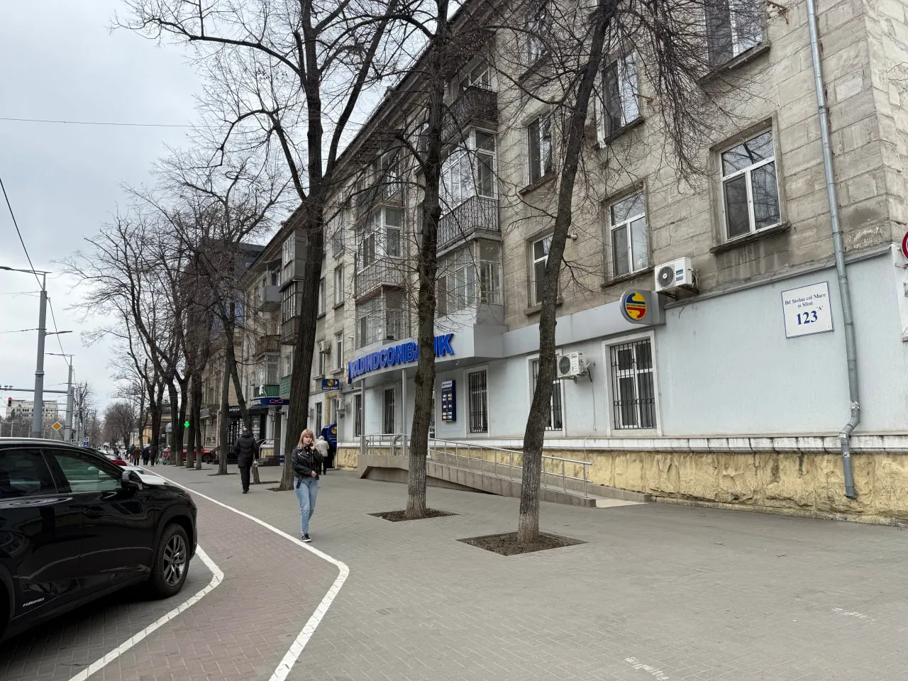 Chișinău Centru bd. Ștefan cel Mare și Sfânt 8
