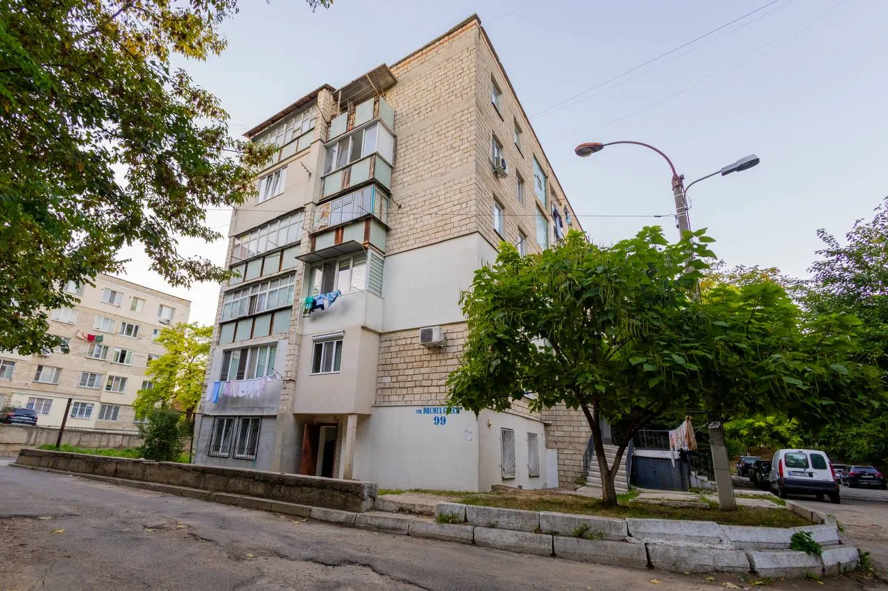Chișinău Buiucani str. Calea Ieșilor 9