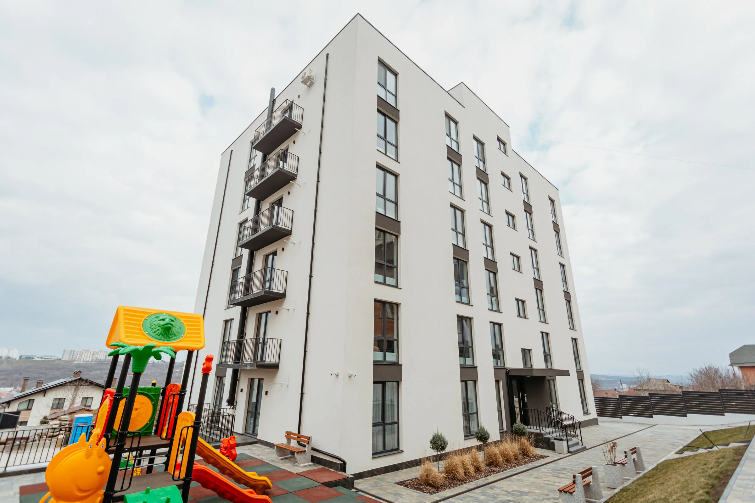 Chișinău Codru str. Cobzarilor 16