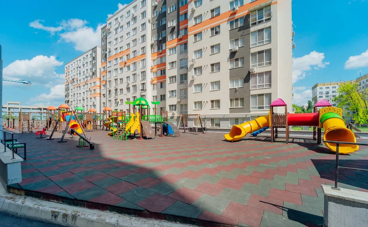 Chișinău Telecentru str. Sprîncenoaia 17