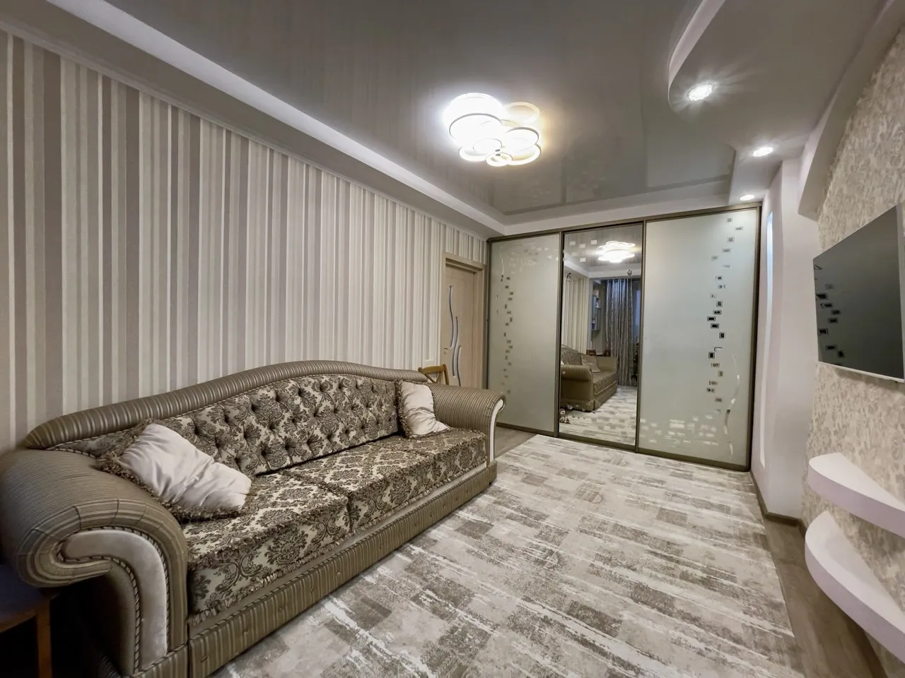  Ialoveni str. Alexandru cel Bun  6