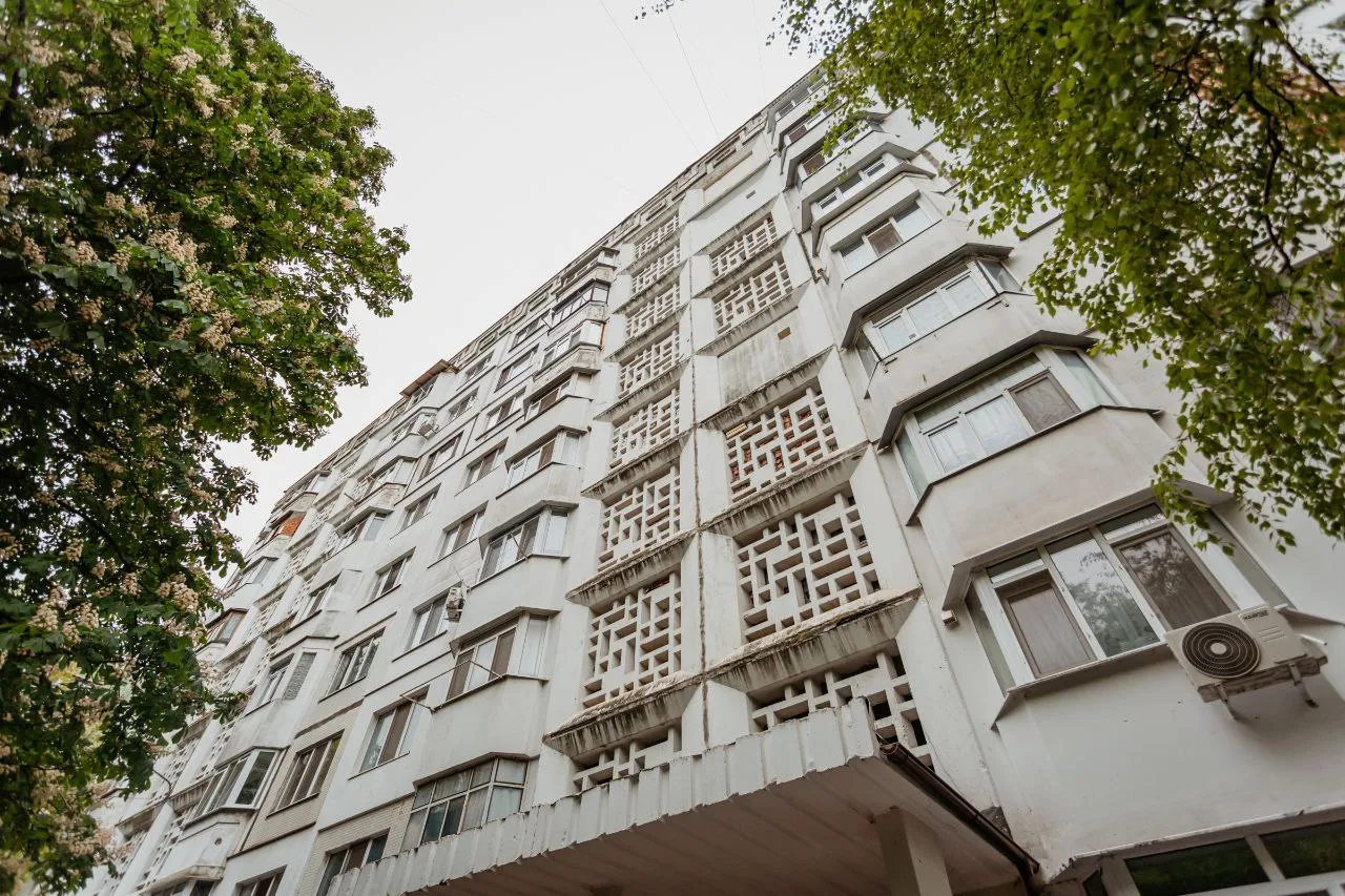 Chișinău Buiucani str. Liviu Deleanu 9