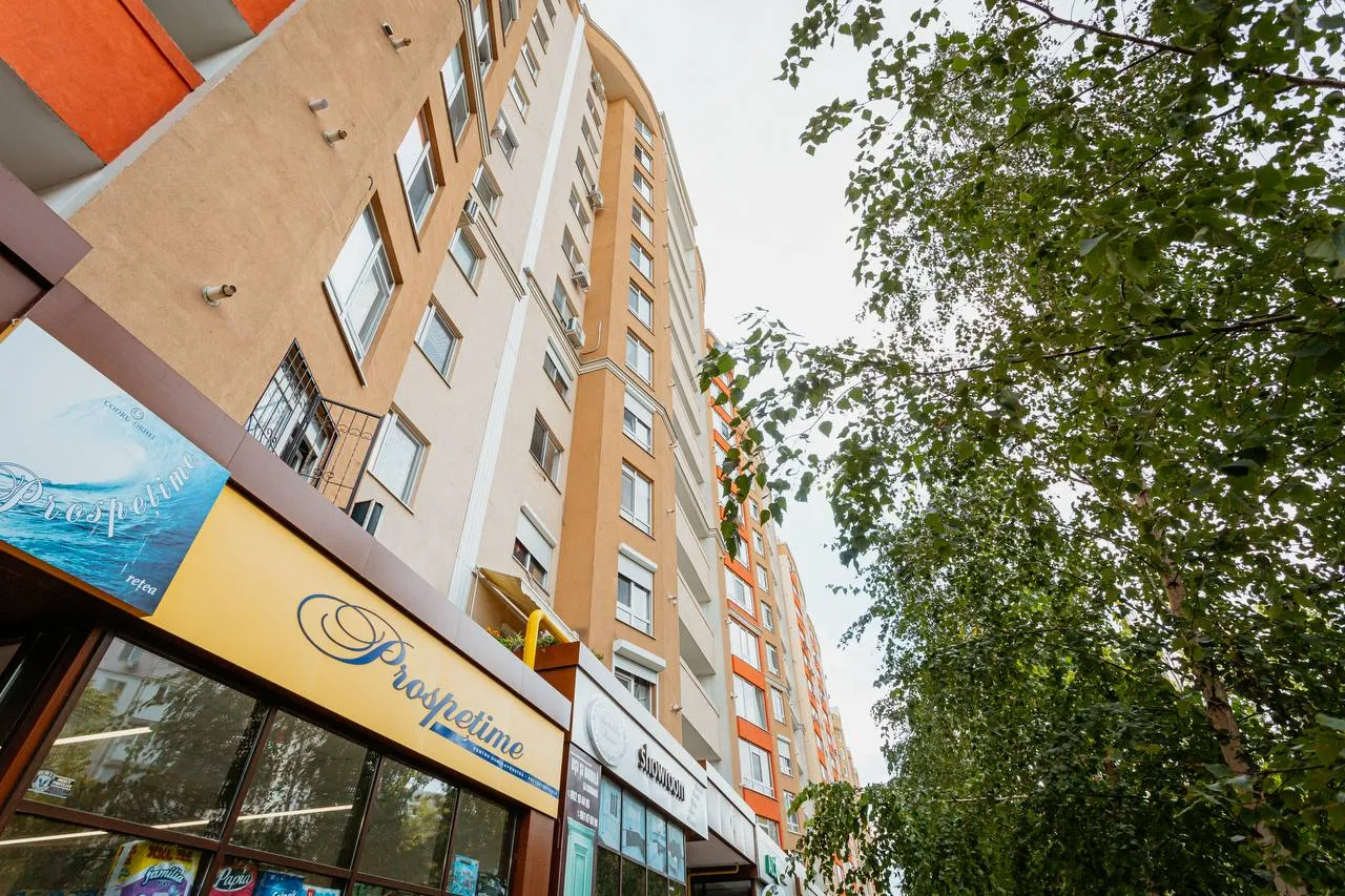 Кишинев Чокана ул. Джинта Латинэ 13