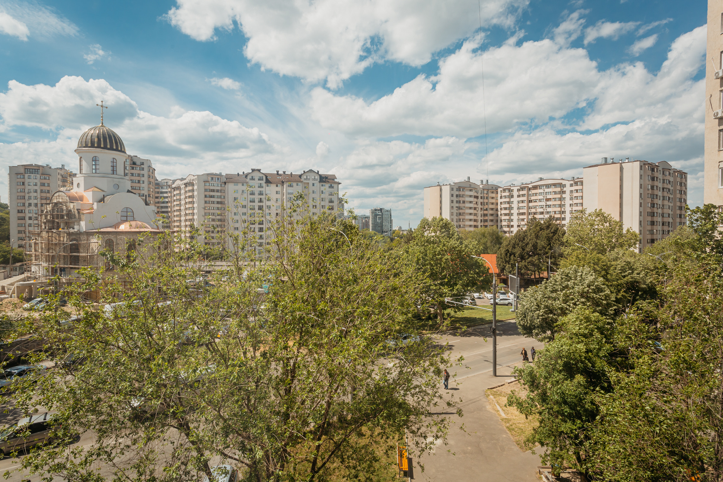 Chișinău Botanica str. Hristo Botev 5