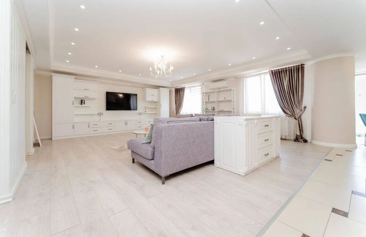 Chișinău Centru str. Lev Tolstoi 1