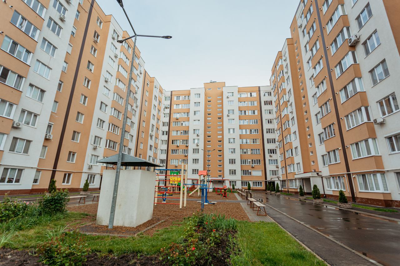 Chișinău Botanica str. Petru Ungureanu 16