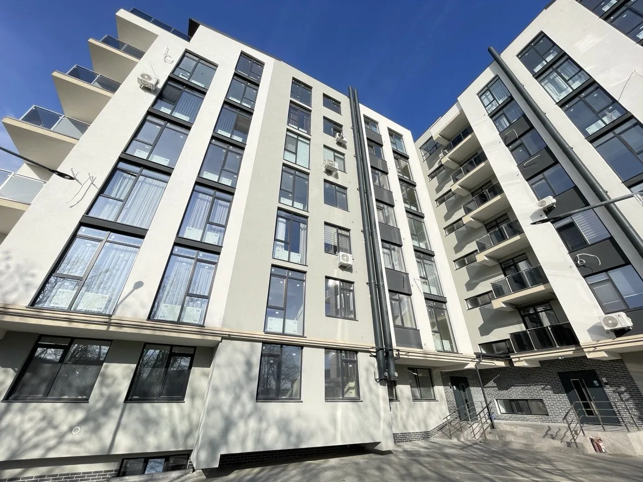 Ialoveni Centru str. Moldova  9