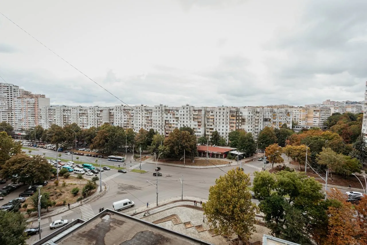Chișinău Botanica bd. Dacia 16
