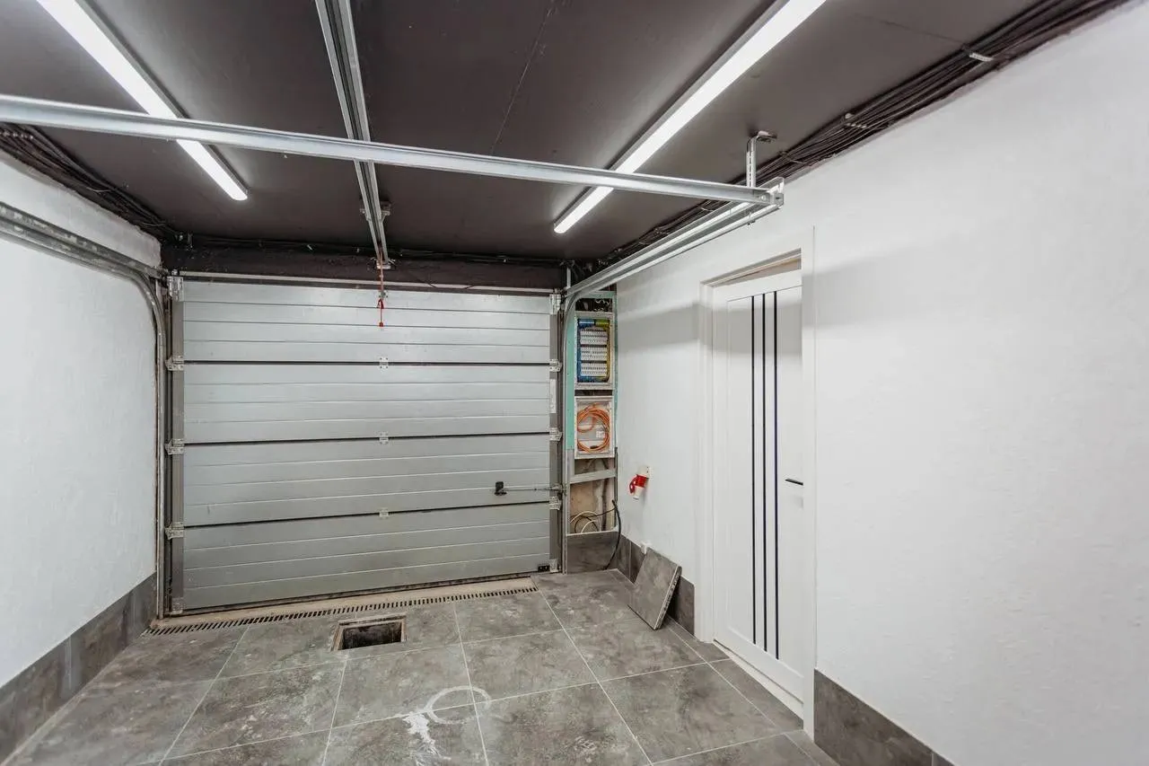 Chișinău Dumbrava, Poiana Domnească str. Tricolorului 11