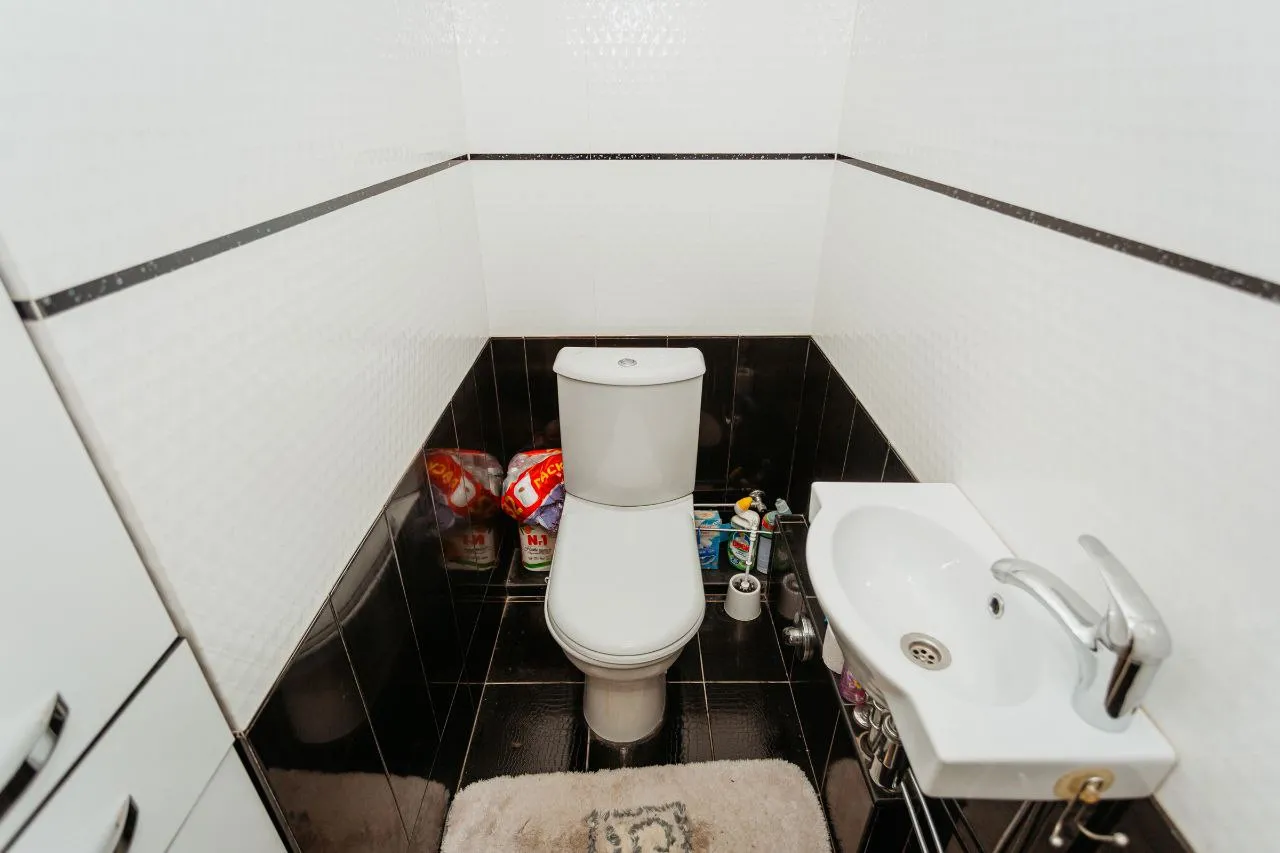 Кишинев Ботаника бул. Куза Водэ 11