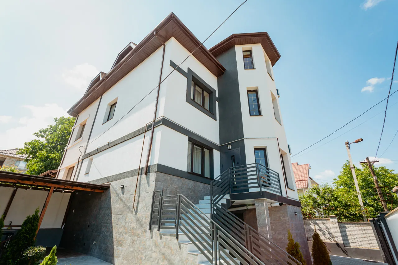 Chișinău Codru str-la 2 Sitarului 1