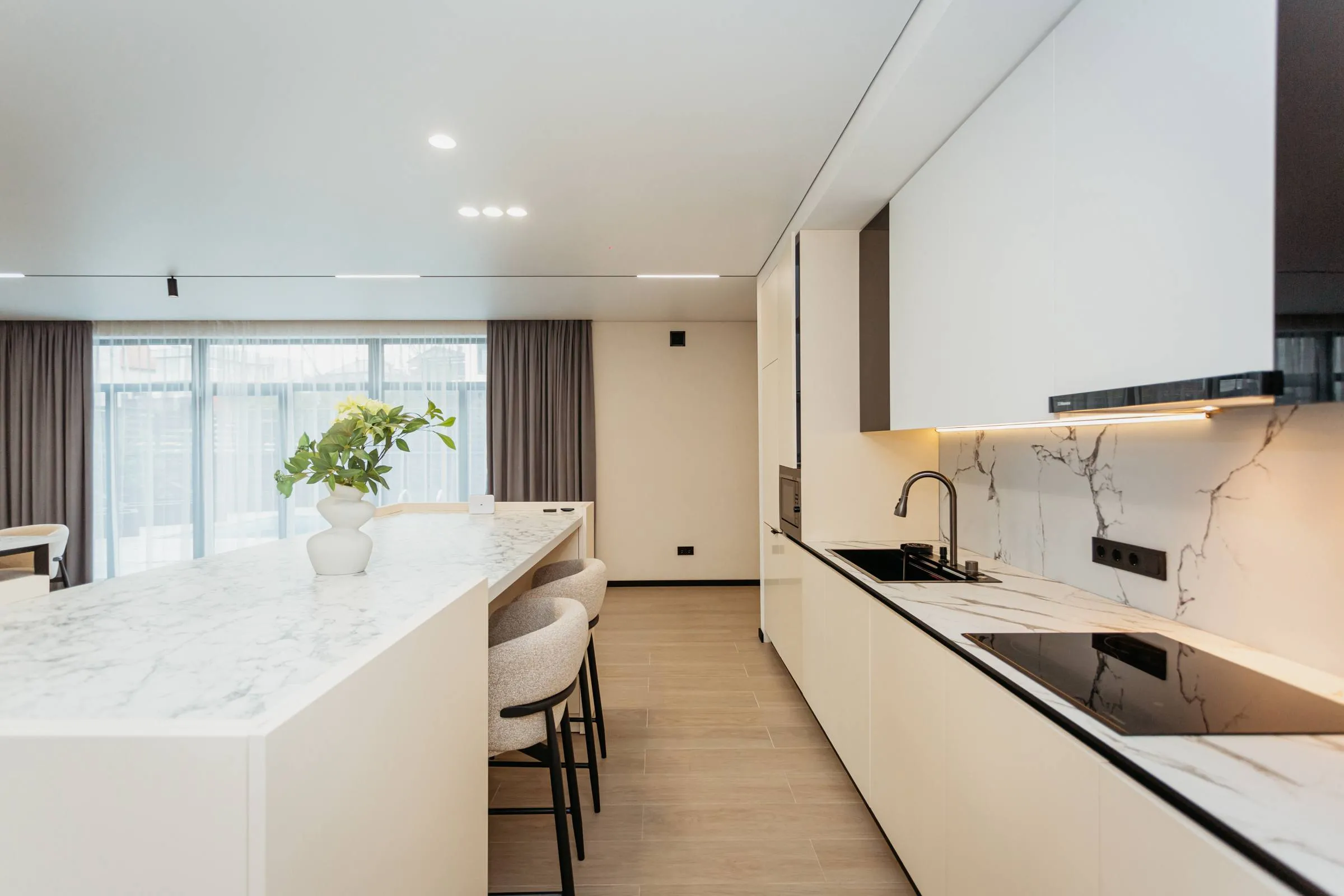 Кишинев Колоница ул. Чиприан Порумбеску 7