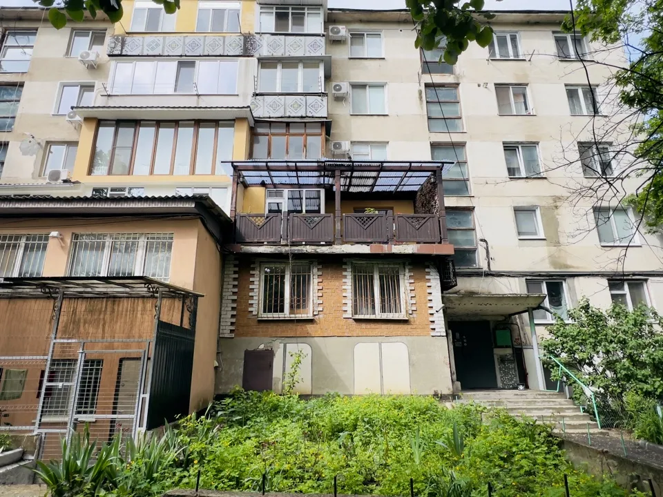 Chișinău Rîșcani str. Miron Costin 10