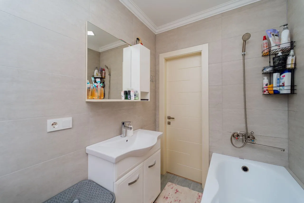 Chișinău Codru str. Livădarilor 8