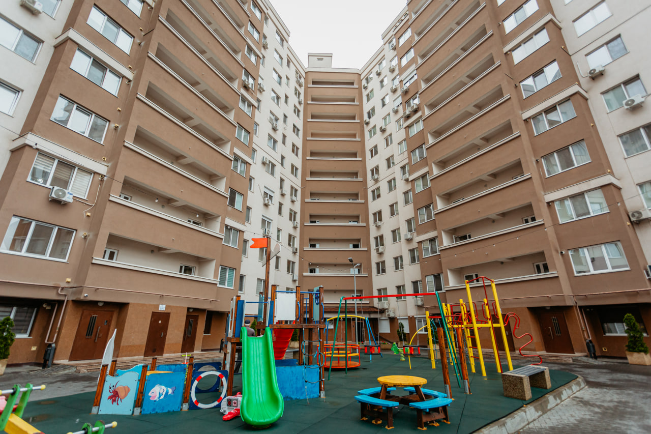 Chișinău Buiucani str. Ion Creangă 10