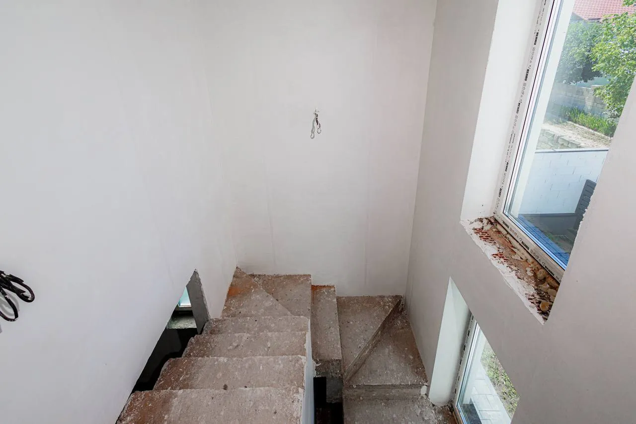 Criuleni Porumbeni str. Mihai Eminescu 17