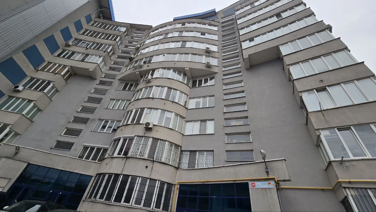 Chișinău Botanica str. Grenoble 14