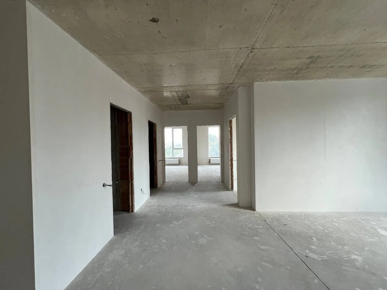 Кишинев Ботаника бул. Куза Водэ 5