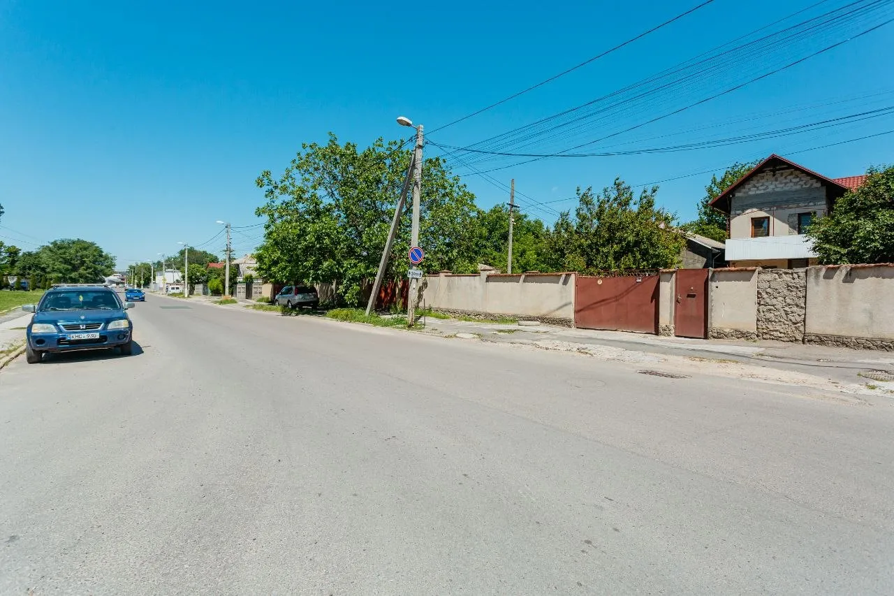 Chișinău Botanica str. Pădurii  17