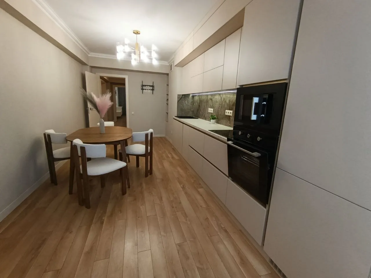 Кишинев Чокана ул. Джинта Латинэ 3