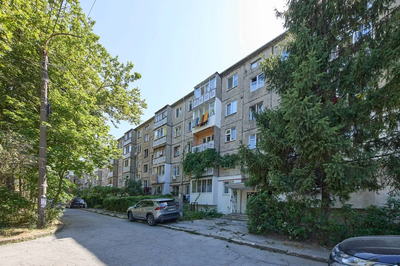Chișinău Botanica str. Teilor 14