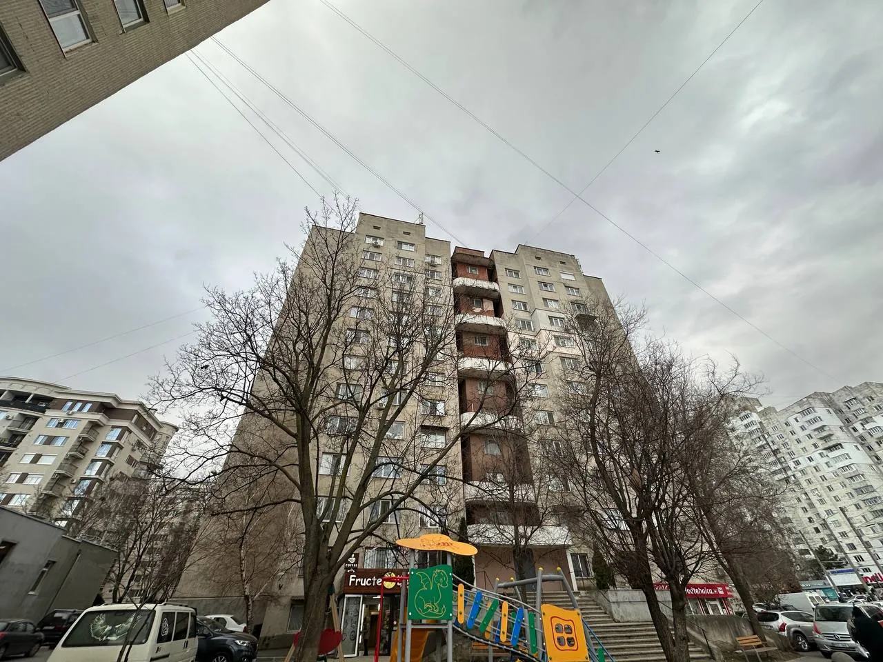 Chișinău Botanica str. Hristo Botev 4