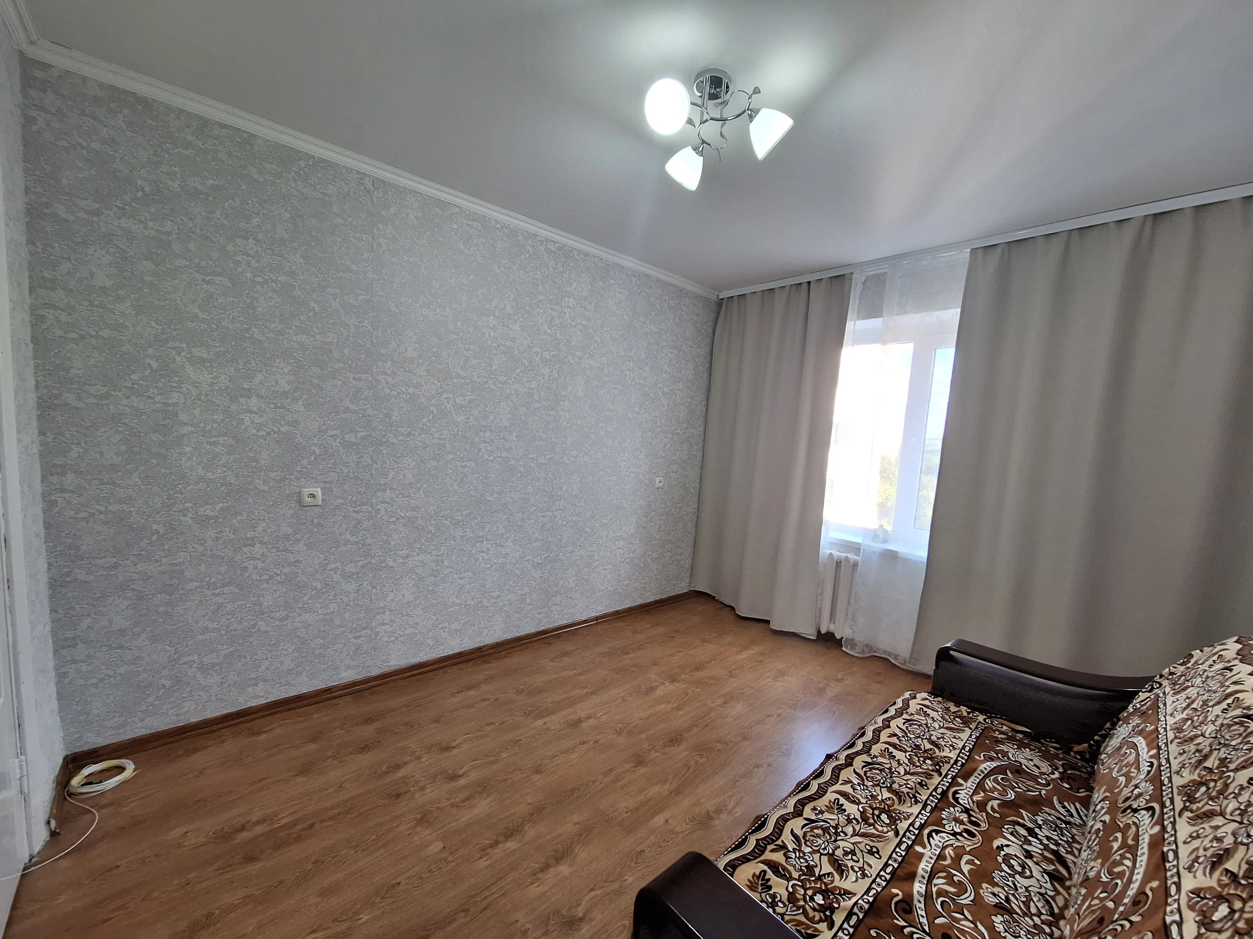 Chișinău Botanica str. Independenței 1