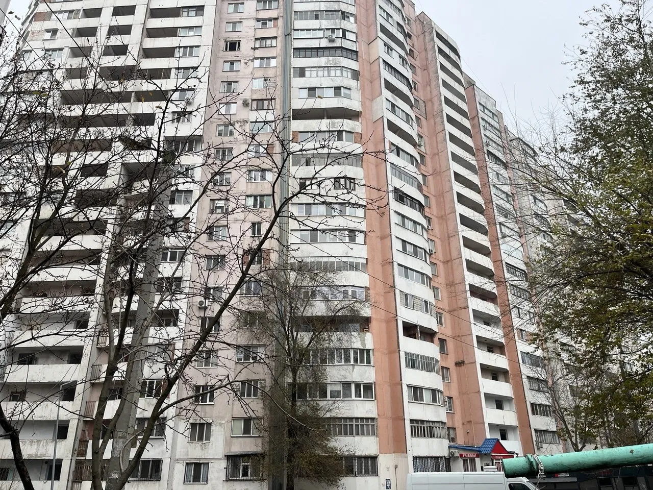 Кишинев Ботаника бул. Дачия 20