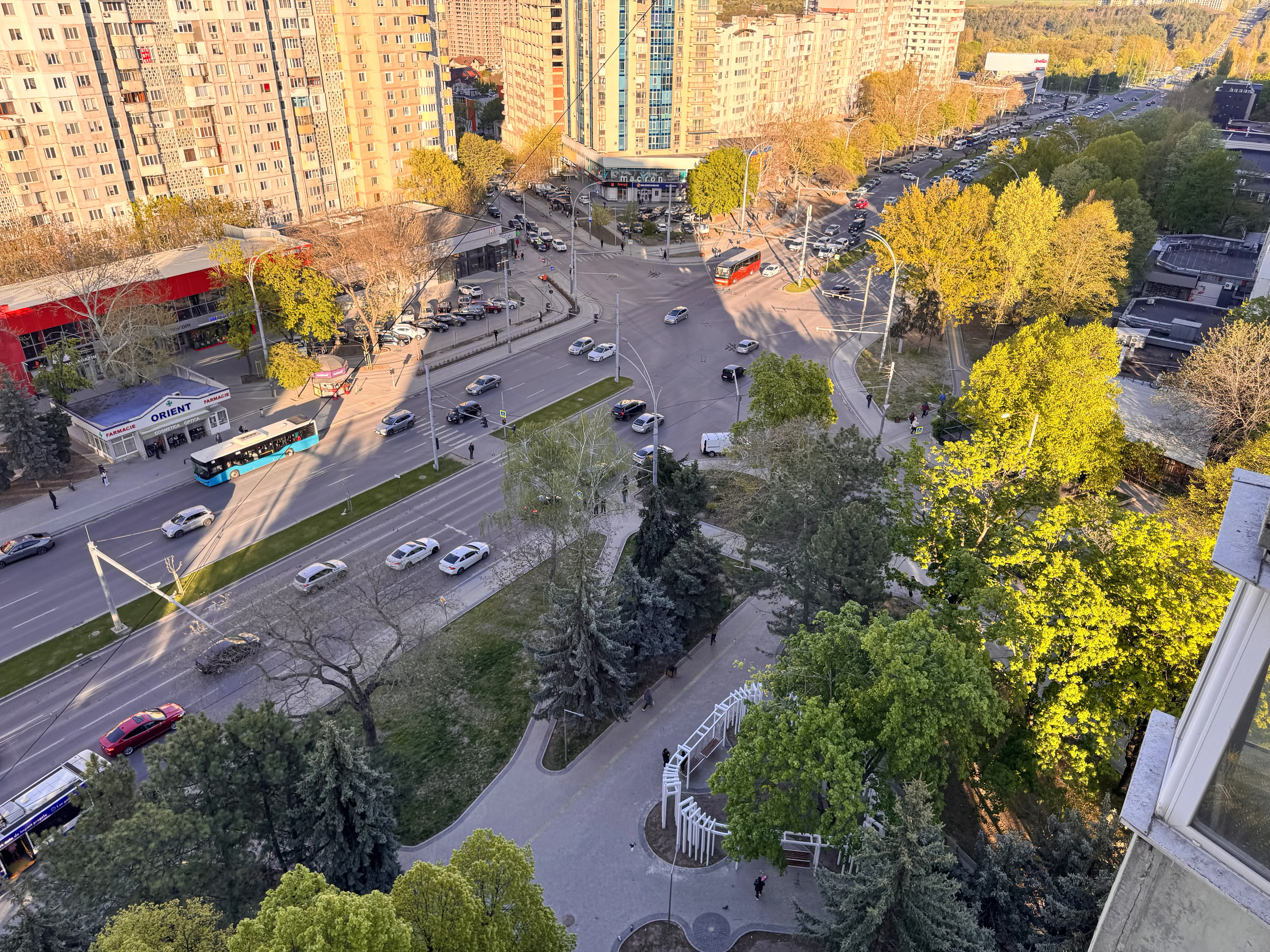 Chișinău Botanica bd. Dacia 11