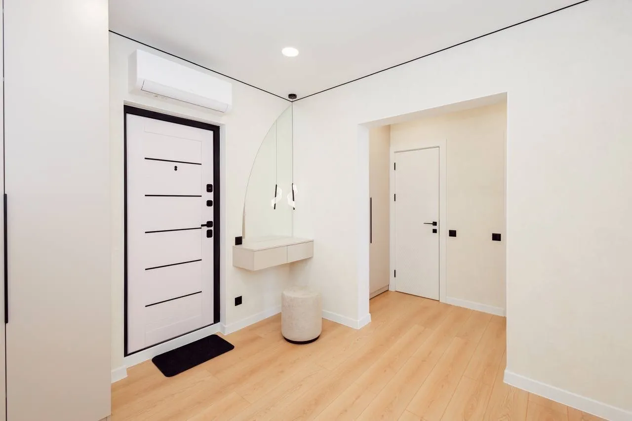 Chișinău Botanica str. Grenoble 11