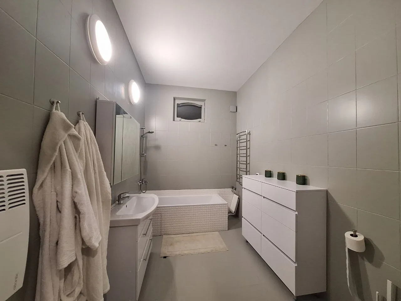 Chișinău Buiucani str. Vasile Stroescu 12