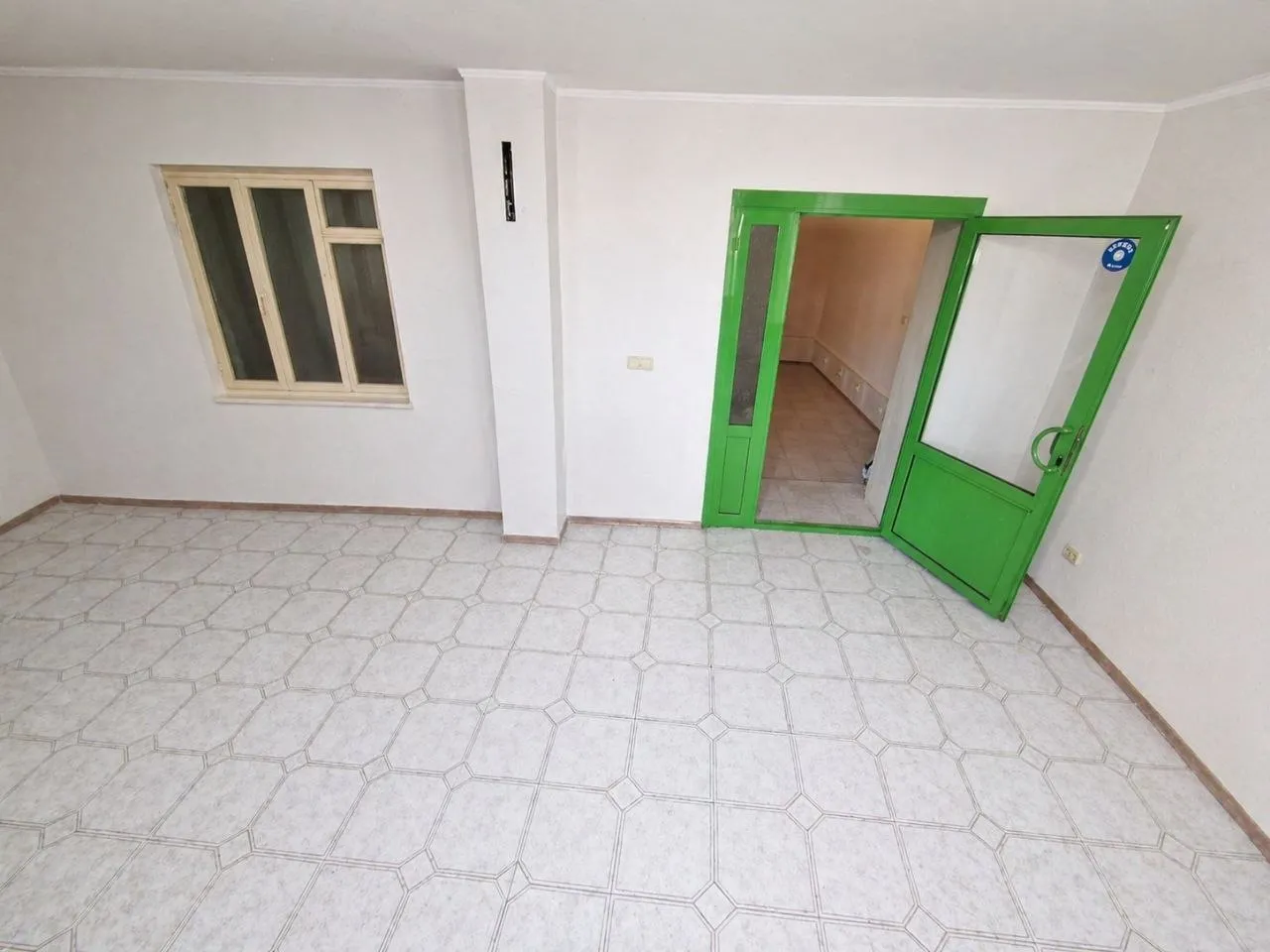 Chișinău str. Constantin Brîncuș 5