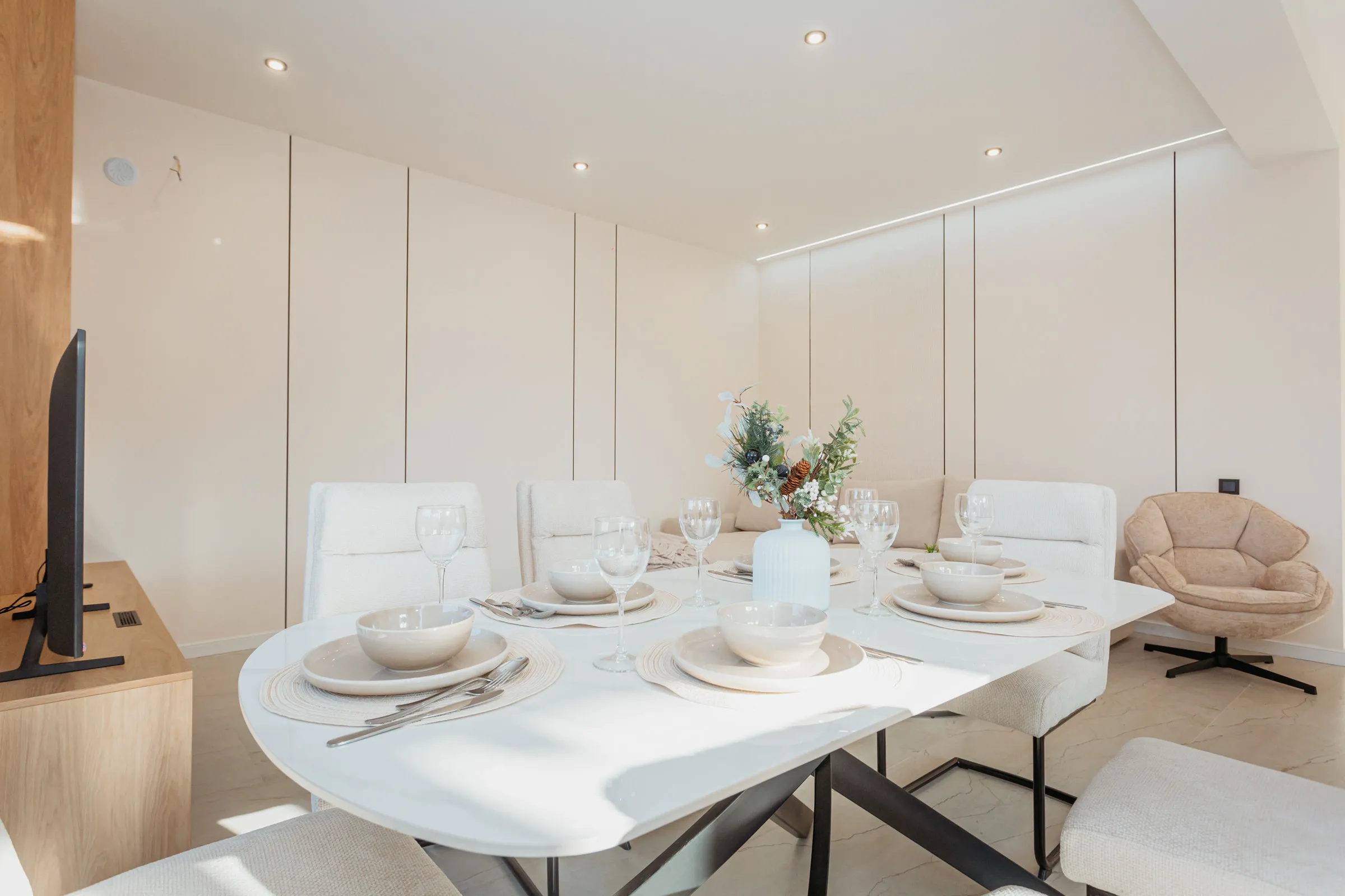 Strășeni Cojușna str. Tinetului 4