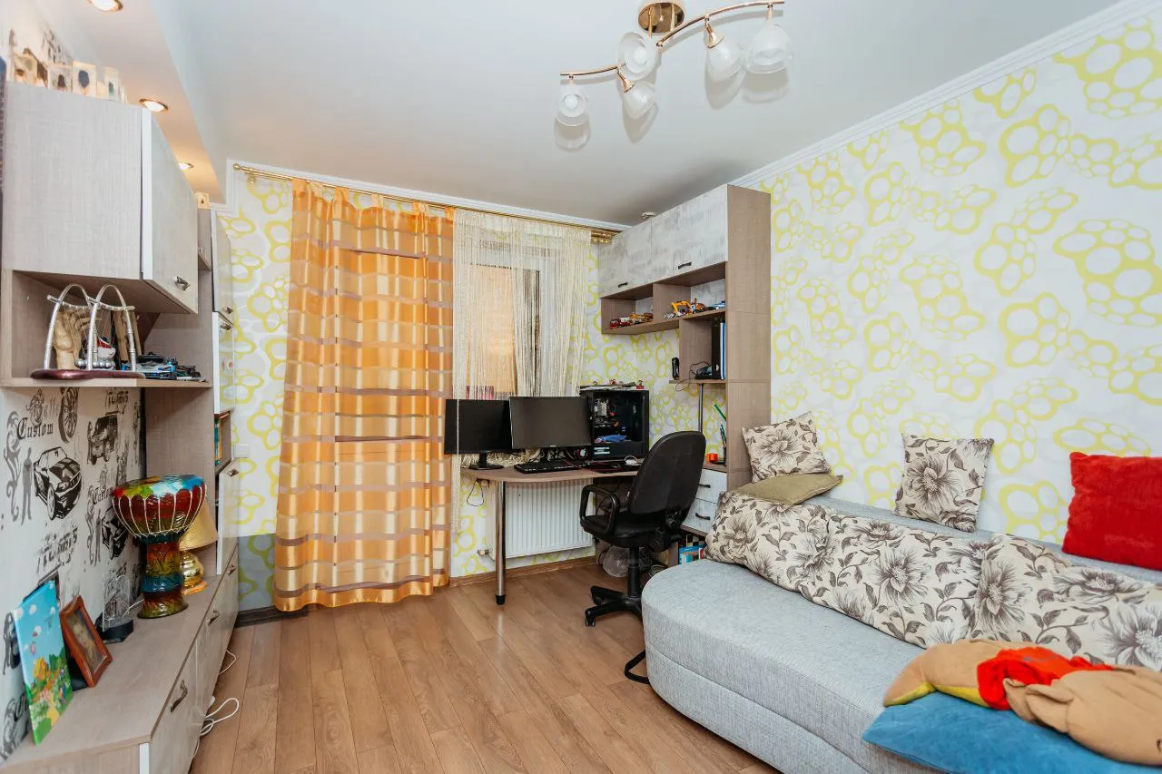 Кишинев Ботаника бул. Куза Водэ 4