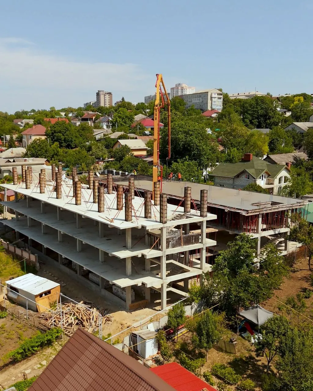 Ialoveni, Centru str. Grigore Vieru 12