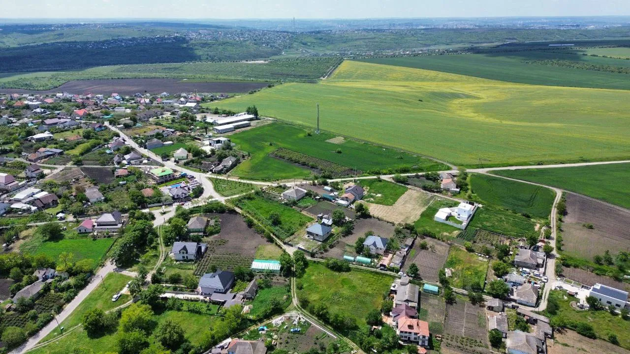 Кишинев Крузешты ул. Трандафирилор 3