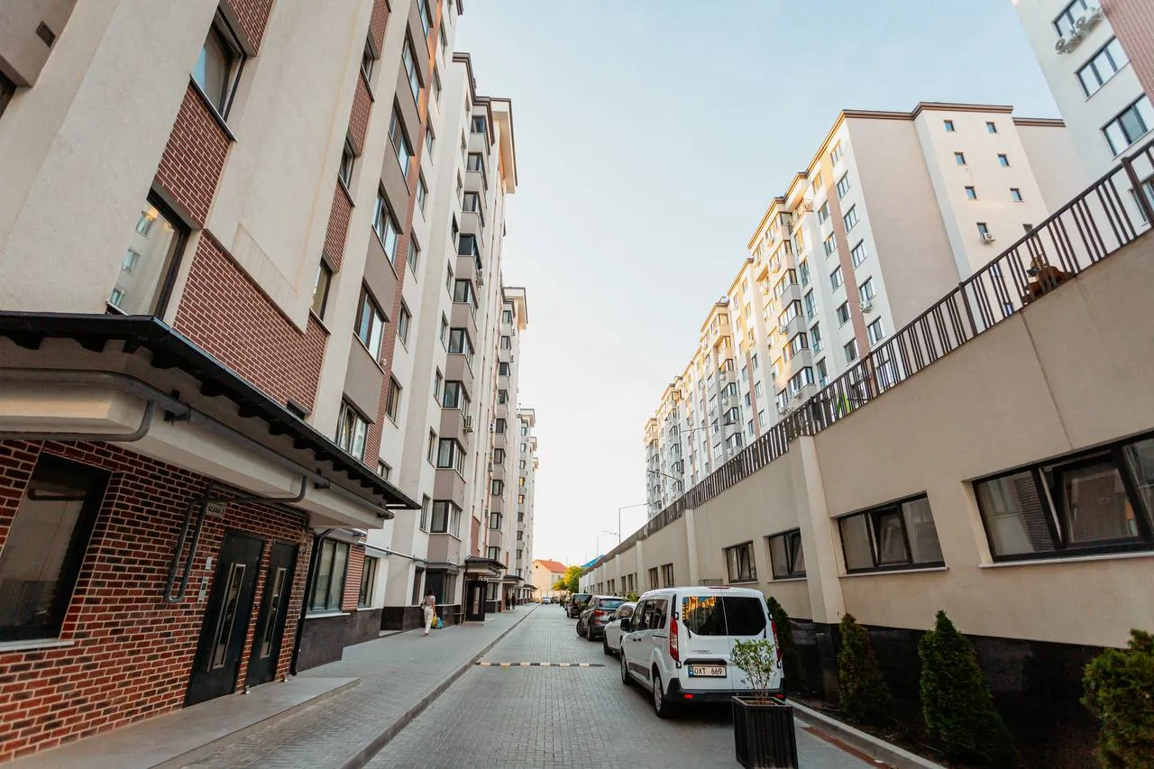 Chișinău Buiucani str. Ion Buzdugan 16