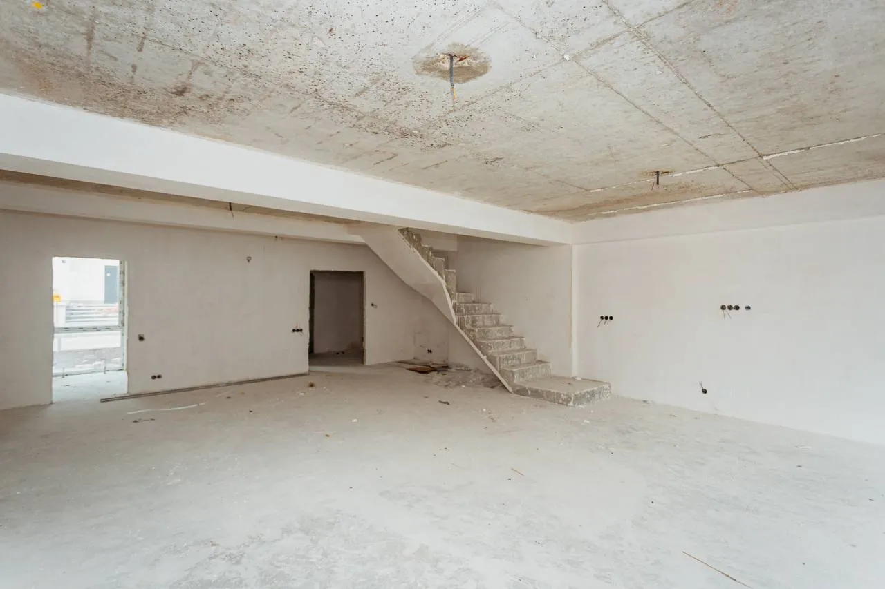 Strășeni Cojușna str. Luceafărul  6