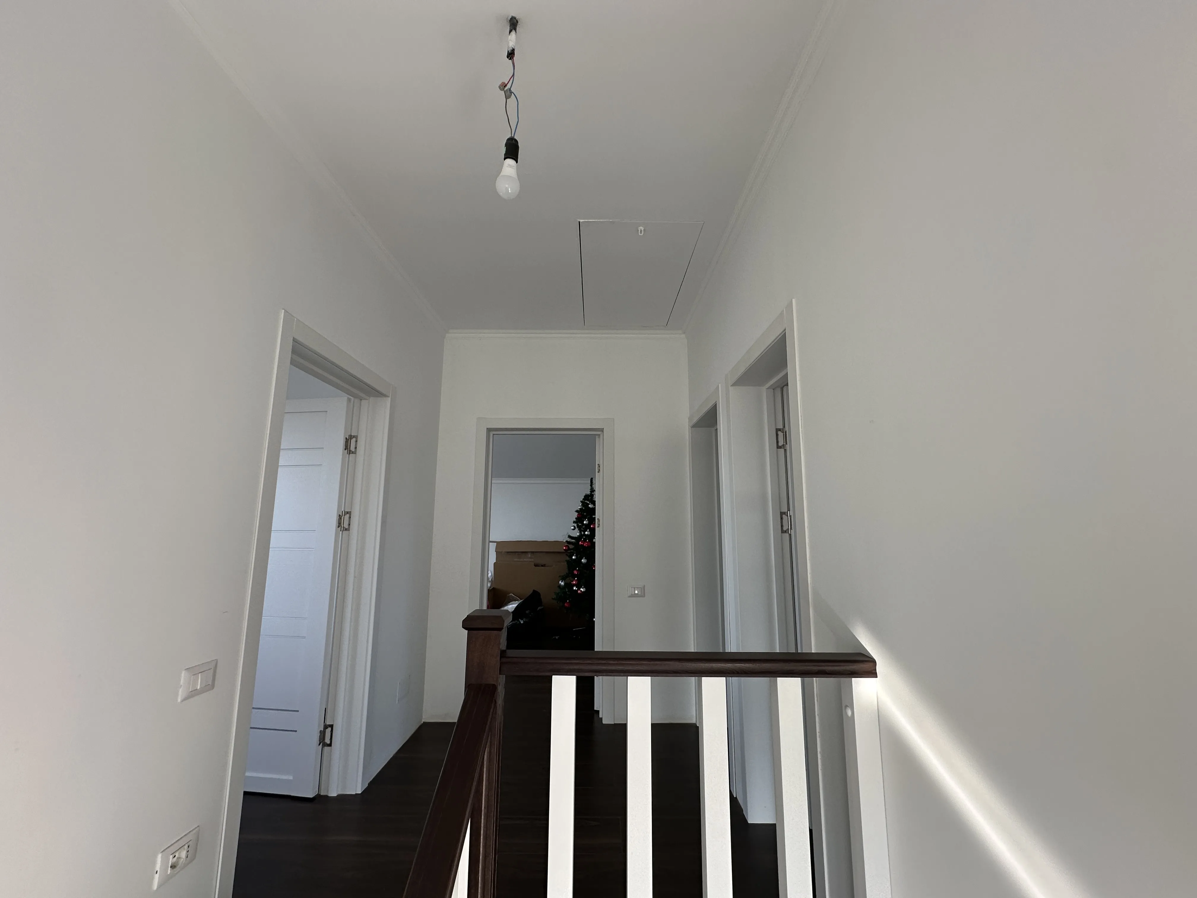 Страшены Кожушна ул. Валериу Купча 9