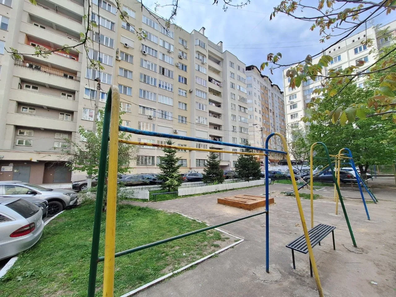 Chișinău Botanica str. Burebista 13