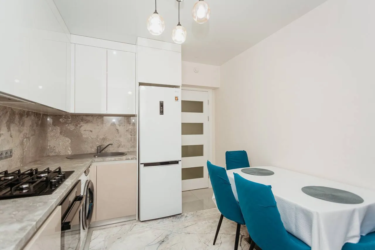 Chișinău Botanica str. Grenoble 2