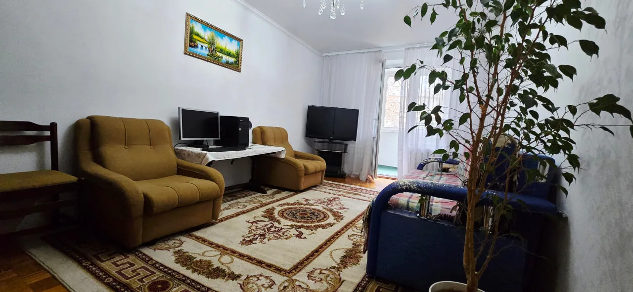 Chișinău Rîșcani str. Florilor 1