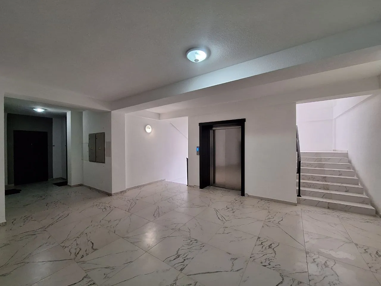 Ialoveni, Centru str. Alexandru cel Bun 9